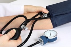 Pacientov s vysokým tlakom už môžu liečiť aj „obvoďáci“