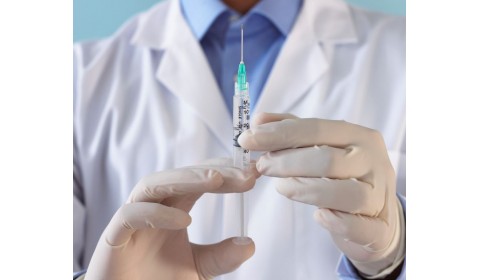 Konzílium pripúšťa mix vakcín, Lengvarský trvá na rovnakej pre obe dávky