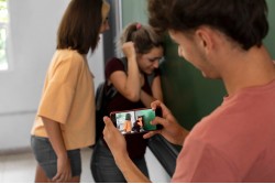 T. Drucker: Školy dostávajú návod, ako zvládať náročné situácie