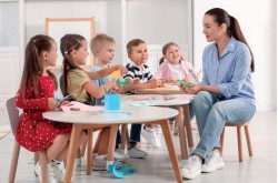 Pedagógovia v MŠ, pozor!