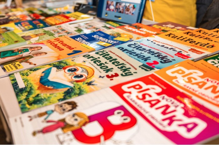 Ministerstvo školstva mení spôsob nákupu učebníc