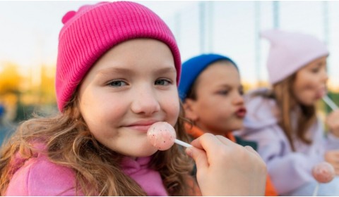Slovensko priberá a obezitou trpia už aj deti. Odborníčka upozorňuje, že za to môže aj obezogénne prostredie, v ktorom žijeme