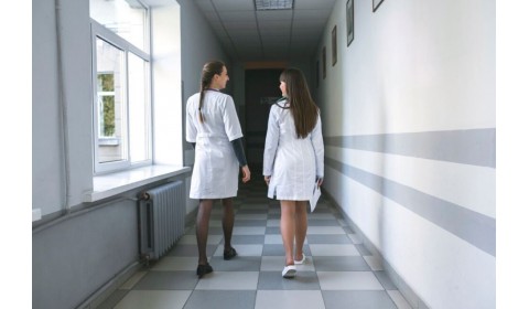 Absurdný stop pre lekárov rezidenčného štúdia rezort zdravotníctva zrušil